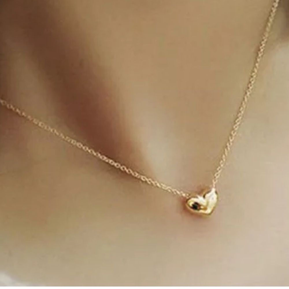 💛Adorable Gold plated Heart Pendant Necklaces💛